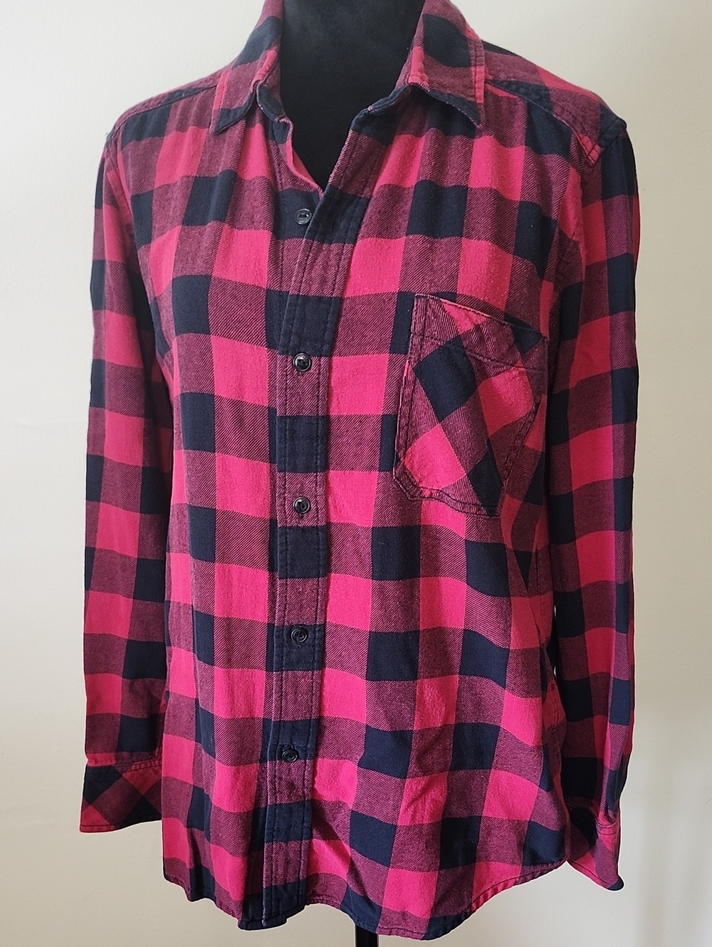 Aritzia TNA Oversized Plaid Flannel Shirt Red Black Buffalo Check Small